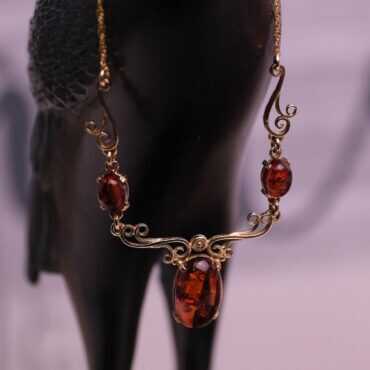 gold amber necklace 2