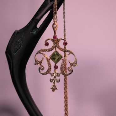 welsh gold necklace 1